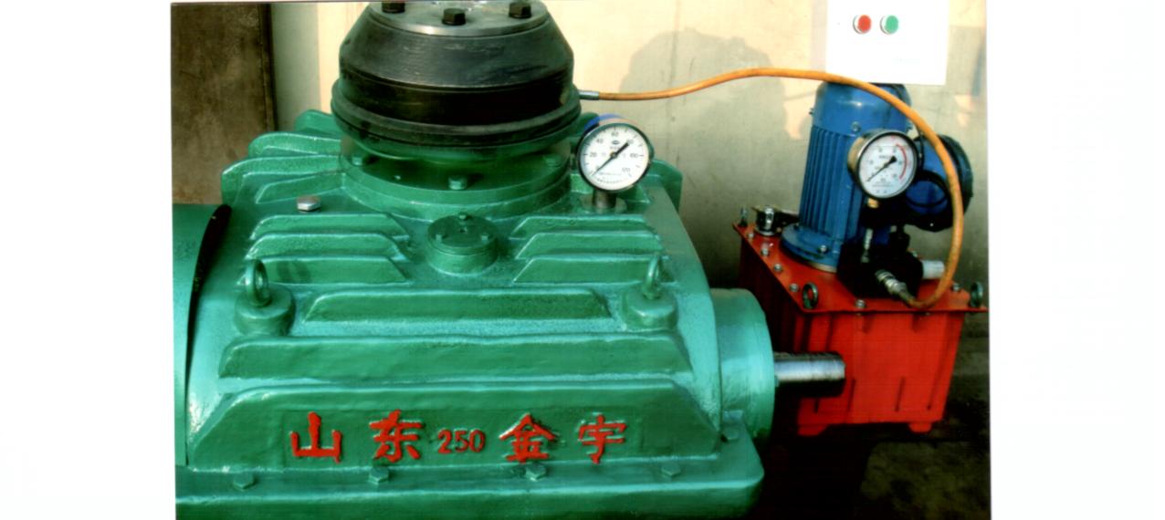 減速機,減速器,蝸輪蝸桿減速機,蝸輪蝸桿副,蝸輪減速機,蝸桿減速機,平面二次包絡(luò)減速機,包絡(luò)減速機,非標減速機,減速機型號,RV精密減速機,雙導(dǎo)程精密蝸輪蝸桿副,微型減速機,礦山用減速機,鋼廠專用減速機,硬齒面減速機,立式減速機,臥式減速機,圓弧齒蝸輪蝸桿減速機,切紙機專用減速機,輪胎定型硫化機,金宇減速機
