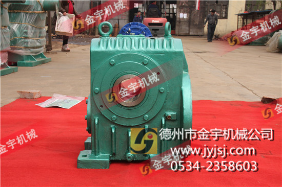 減速機(jī),減速器,蝸輪蝸桿減速機(jī),蝸輪蝸桿副,蝸輪減速機(jī),蝸桿減速機(jī),平面二次包絡(luò)減速機(jī),包絡(luò)減速機(jī),非標(biāo)減速機(jī),減速機(jī)型號(hào),RV精密減速機(jī),雙導(dǎo)程精密蝸輪蝸桿副,微型減速機(jī),礦山用減速機(jī),鋼廠專用減速機(jī),硬齒面減速機(jī),立式減速機(jī),臥式減速機(jī),圓弧齒蝸輪蝸桿減速機(jī),切紙機(jī)專用減速機(jī),輪胎定型硫化機(jī),金宇減速機(jī)