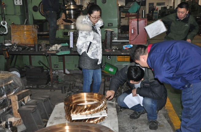 減速機(jī),減速器,蝸輪蝸桿減速機(jī),蝸輪蝸桿副,蝸輪減速機(jī),蝸桿減速機(jī),平面二次包絡(luò)減速機(jī),包絡(luò)減速機(jī),非標(biāo)減速機(jī),減速機(jī)型號(hào),RV精密減速機(jī),雙導(dǎo)程精密蝸輪蝸桿副,微型減速機(jī),礦山用減速機(jī),鋼廠專(zhuān)用減速機(jī),硬齒面減速機(jī),立式減速機(jī),臥式減速機(jī),圓弧齒蝸輪蝸桿減速機(jī),切紙機(jī)專(zhuān)用減速機(jī),輪胎定型硫化機(jī),金宇減速機(jī)